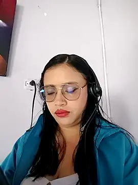 MILA  06 online show from 10/16/25, 12:39