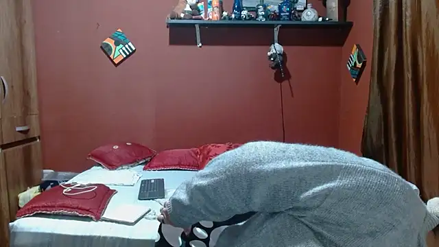 Sasharosee2 online show from 01/19/26, 12:09