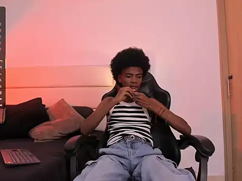 AllexJacob online show from 11/04/25, 01:32