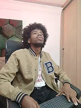 AllexJacob online show from 04/21/26, 01:17