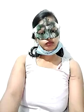 ms-naina online show from 04/06/26, 06:42