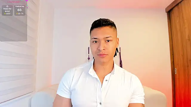 Snapshot of abu_dhabi_21 chatting on 09/25/25, 09:35 abu dhabi 21 online show from 09/25/25, 09:35