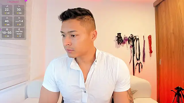 Snapshot of abu_dhabi_21 chatting on 10/02/25, 09:05 abu dhabi 21 online show from 10/02/25, 09:05