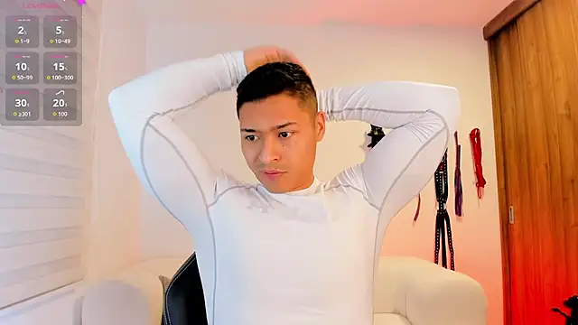 Snapshot of abu_dhabi_21 chatting on 10/04/25, 10:13 abu dhabi 21 online show from 10/04/25, 10:13