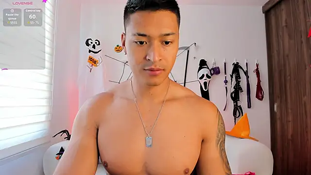 Snapshot of abu_dhabi_21 chatting on 10/23/25, 01:54 abu dhabi 21 online show from 10/23/25, 01:54