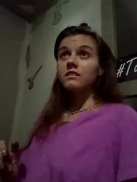 Snapshot of cicithtbitch chatting on 10/10/25, 08:30 cicithtbitch online show from 10/10/25, 08:30