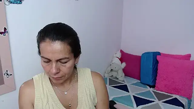 camilavargas  online show from 02/02/26, 10:19