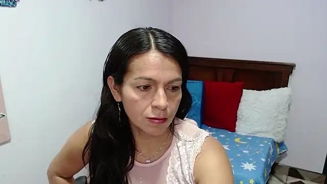 camilavargas  online show from 06/22/26, 06:38