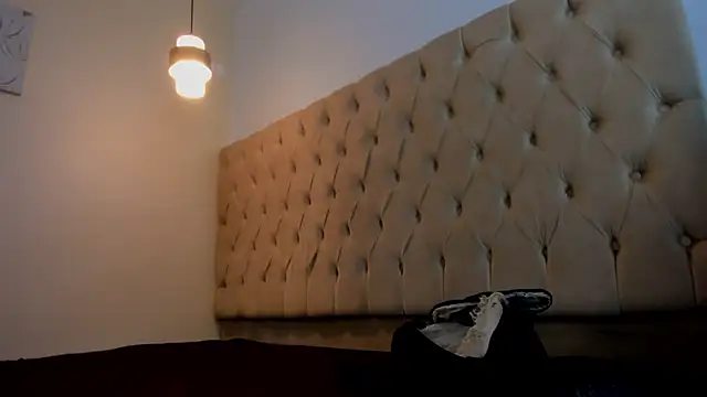 Naomis 35 online show from 02/03/26, 07:19