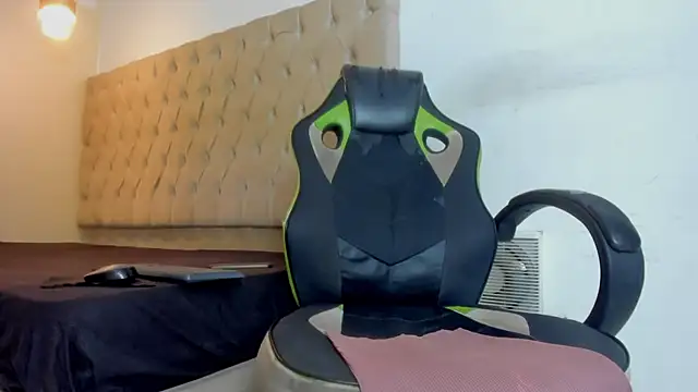 Naomis 35 online show from 02/06/26, 07:39