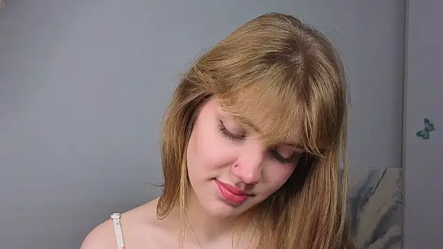 pienaple online show from 09/28/25, 04:40