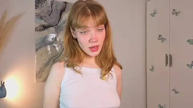 pienaple online show from 10/22/25, 04:46