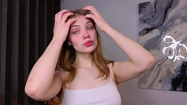 pienaple online show from 11/28/25, 04:04