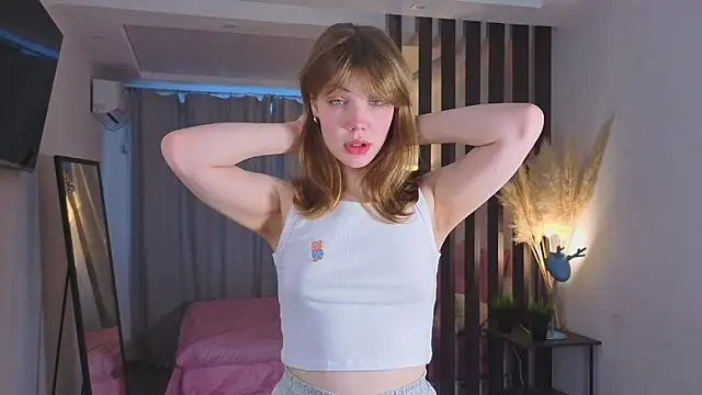 pienaple online show from 02/22/26, 04:02