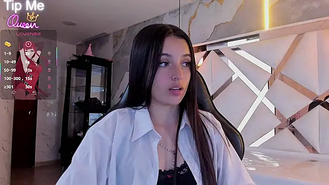 sophiadoll tf online show from 04/15/26, 09:04