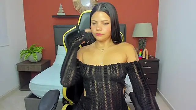 molly lovee  online show from 09/29/25, 12:10