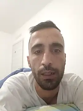 Deffnot7777 online show from 11/06/25, 08:43