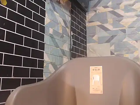 Newt4U online show from 09/24/25, 07:28