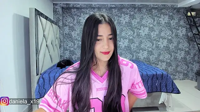 Daniela x19 online show from 05/26/26, 12:50