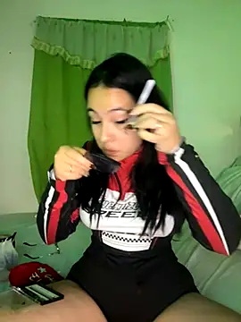 sacha torres02 online show from 11/27/25, 12:56