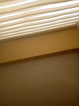 ValeriaLove43211 online show from 03/22/26, 12:19