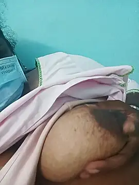 Snapshot of Ammulu-k chatting on 09/26/25, 05:44 Ammulu-k online show from 09/26/25, 05:44