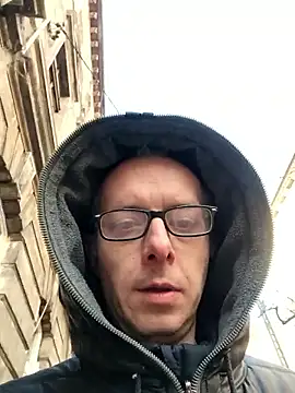 Snapshot of szajbusek41 chatting on 01/18/26, 09:35 szajbusek41 online show from 01/18/26, 09:35