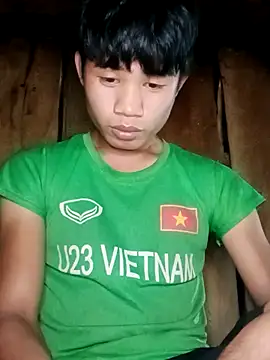 Snapshot of Nhyy_xx chatting on 06/18/26, 01:15 Nhyy xx online show from 06/18/26, 01:15