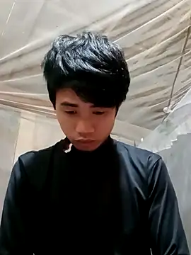 Snapshot of Nhyy_xx chatting on 07/30/26, 04:22 Nhyy xx online show from 07/30/26, 04:22