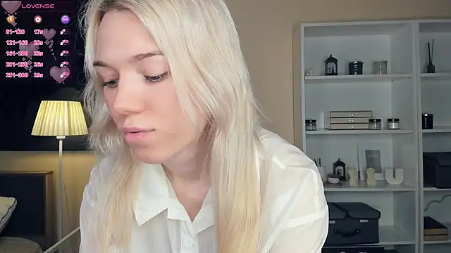 DianeHonnette online show from 12/19/25, 07:32