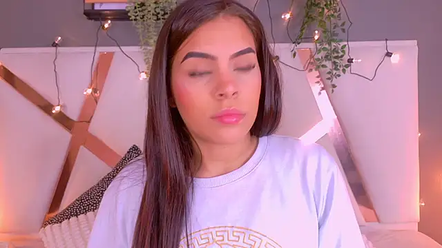 KeendraFox  online show from 09/29/25, 07:30