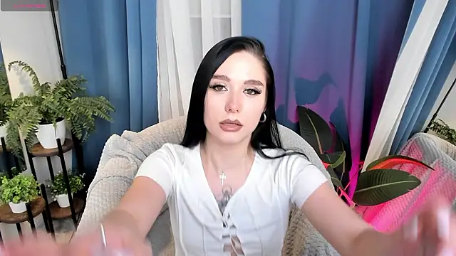 B Monica  online show from 02/05/26, 08:46