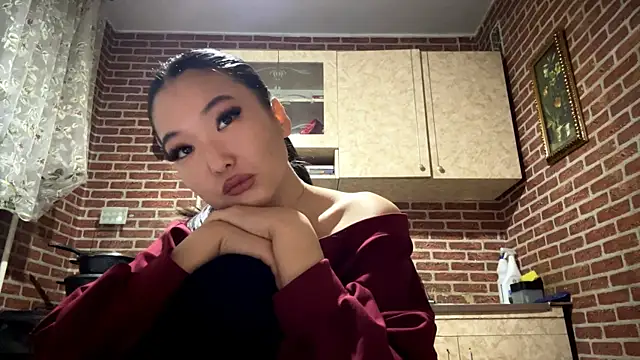 EmmaLeexth online show from 03/29/26, 01:33