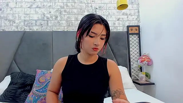 KENDRAOWEN online show from 10/02/25, 08:38