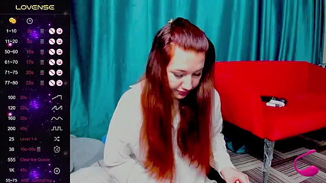 Snapshot of LillyLover_ chatting on 10/11/25, 12:43 LillyLover  online show from 10/11/25, 12:43