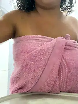 Snapshot of seusegredo___ chatting on 10/23/25, 07:45 seusegredo online show from 10/23/25, 07:45