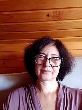 vikimoon11 online show from 10/12/25, 10:58