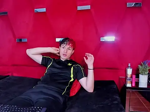 ANLLELOAndANGELA online show from 09/26/25, 04:33