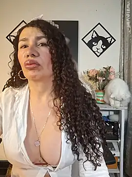 Lina 444 online show from 02/27/26, 01:05