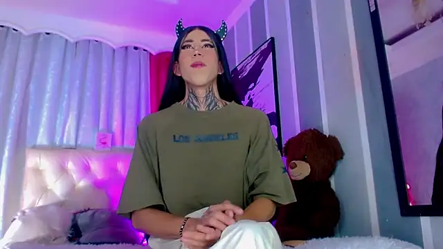 Julia Bulette1 online show from 04/08/26, 01:38