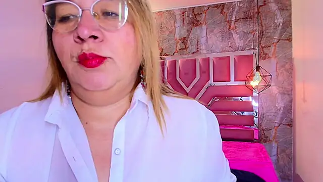 MaylinRosse  online show from 02/18/26, 07:21