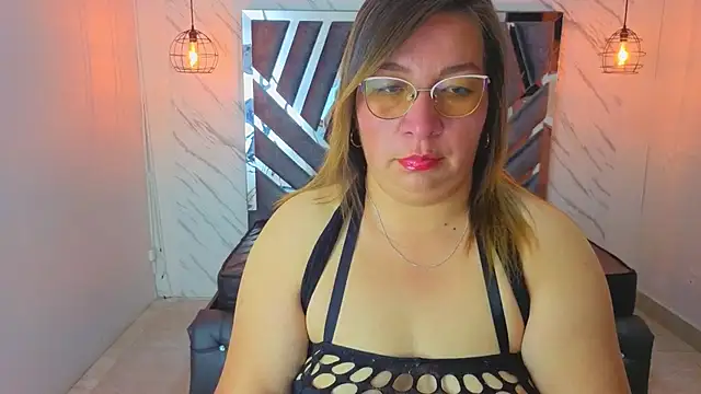 MaylinRosse  online show from 06/29/26, 06:19