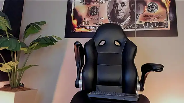 chrizmacgregor online show from 03/04/26, 01:11