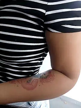 little onixx online show from 02/11/26, 04:56