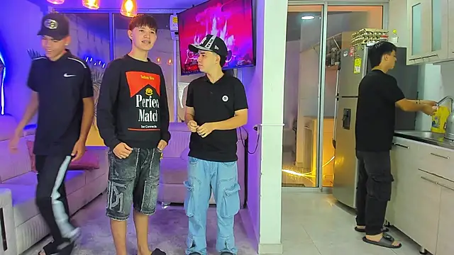 Houseofwarrios online show from 04/15/26, 05:36