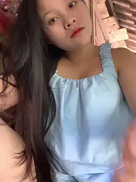 Snapshot of -Miraa- chatting on 09/20/25, 02:56 -Miraa- online show from 09/20/25, 02:56