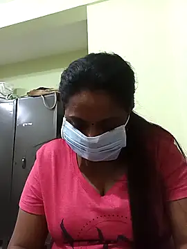 queendivya online show from 11/25/25, 01:22