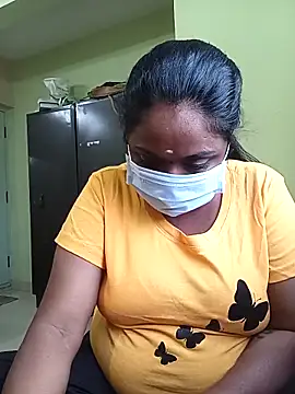 queendivya online show from 11/26/25, 01:39