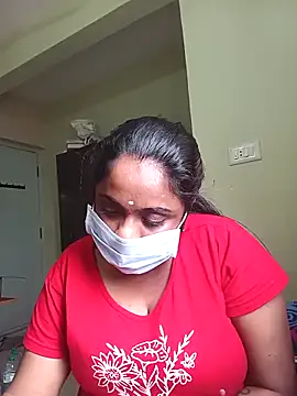 queendivya online show from 11/28/25, 06:16