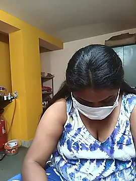 queendivya online show from 01/17/26, 01:16